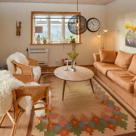 Stunning In W/ 2 Bedrooms Hébergement de vacances *